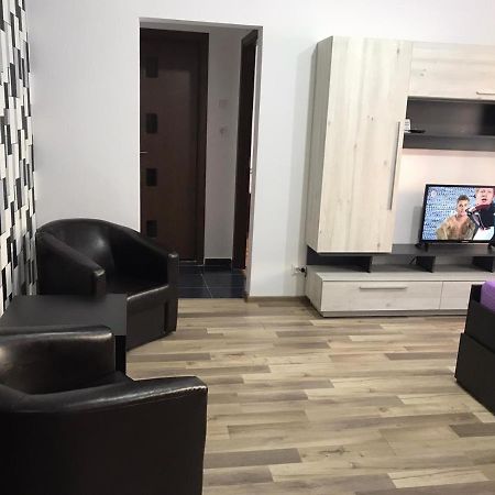Apartament Untold Apartment ทูร์ดา ภายนอก รูปภาพ