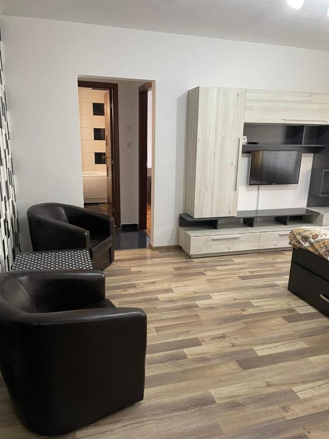Apartament Untold Apartment ทูร์ดา ภายนอก รูปภาพ