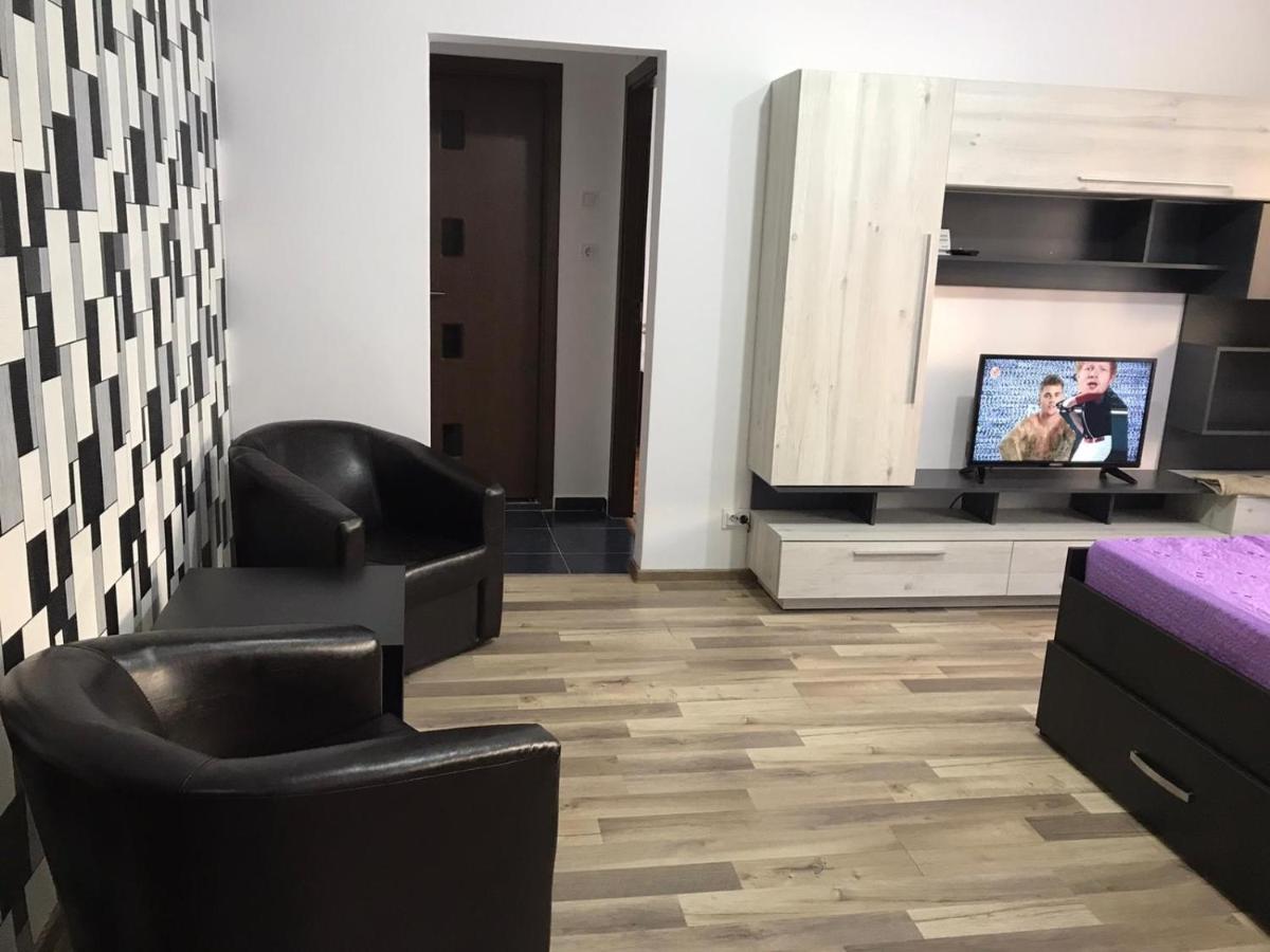 Apartament Untold Apartment ทูร์ดา ภายนอก รูปภาพ